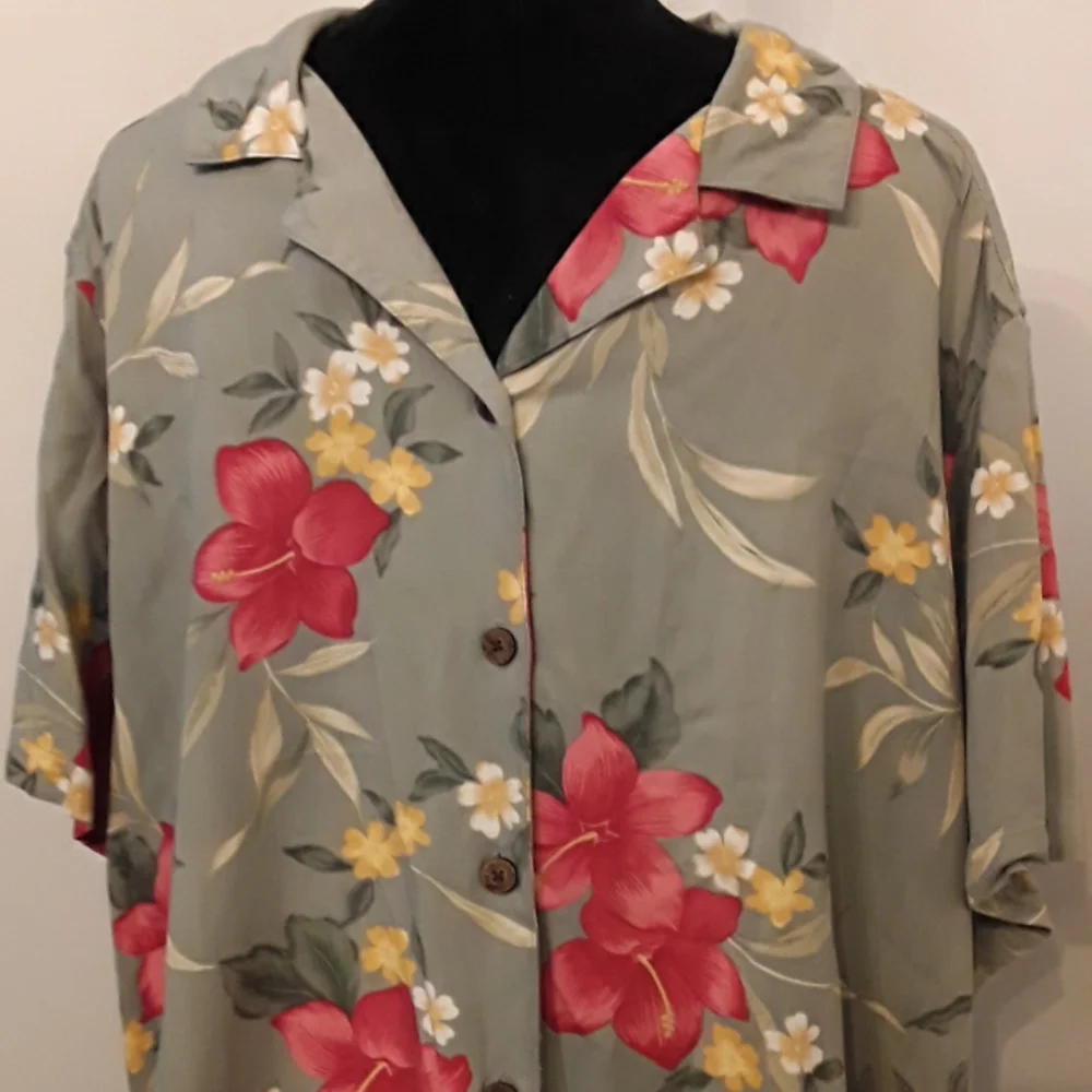 Caribbean Joe Woman Hawaiian shirt 3X - Picture 2 of 5